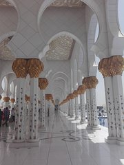 Abu Dhabi tour with Sheikh Zayed Mosque Private tour from Dubai