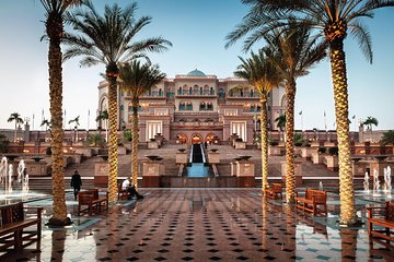 Experience the Emirates Palace from Abu Dhabi