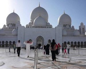 Private Abu Dhabi Day Tour From Ras Al Khaimah