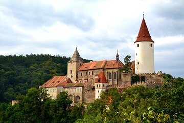 Private Krivoklat castle tour from Prague with Bohemia Glass Factory and Lunch