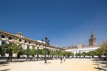 7-Day Spain Tour: Cordoba, Seville, Granada, Valencia, Barcelona and Zaragoza from Madrid