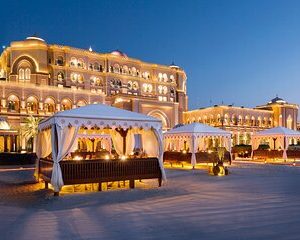 Abu Dhabi Private City Tour With Dining At Emirates Palace