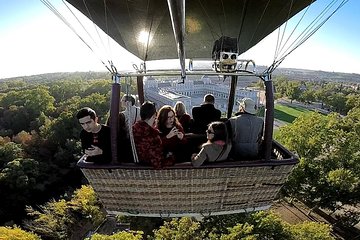 Hot-Air Balloon Ride over Aranjuez with Optional Transport from Madrid