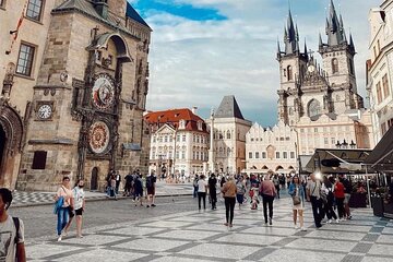 Long Weekend in Prague based on private tours and transfers