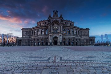 Transfer from Prague to Dresden: Private daytrip with 2 hours for sightseeing
