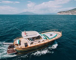 Amalfi Coast Private Boat Tour from Sorrento, Positano or Naples