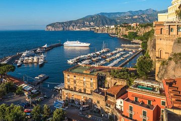 Sorrento Tour with a stop at Pompeii or Wine Tasting