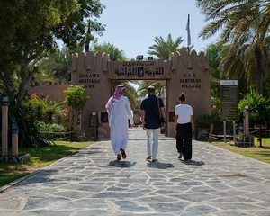 Private Abu Dhabi tour with Emirati Guide